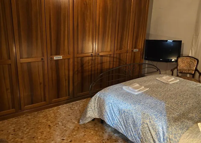25 Apartment Rome