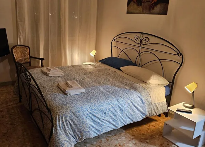 Apartment 25
